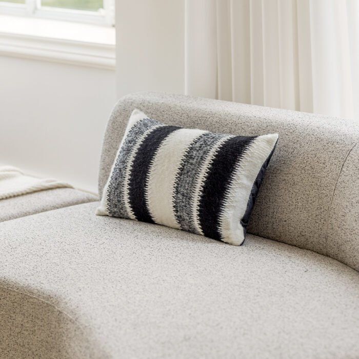 Living Room Decorative Sofa Wool Knitted Pillow Cover - Image 3