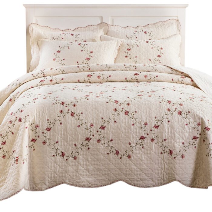 Embroidered Cotton White Summer Suit Bedspread - Image 1