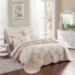 Embroidered Cotton White Summer Suit Bedspread - Image 3